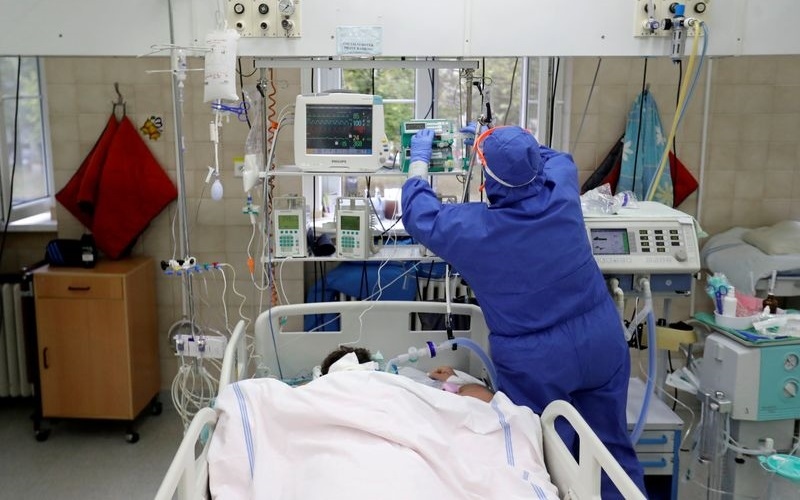 Một số nước châu Âu tái áp đặt các hạn chế xã hội đối phó Covid-19
